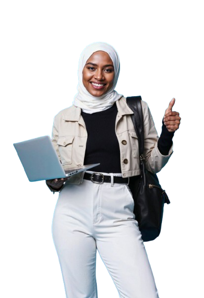 Freelance africaine travaillant sur son ordinateur portable